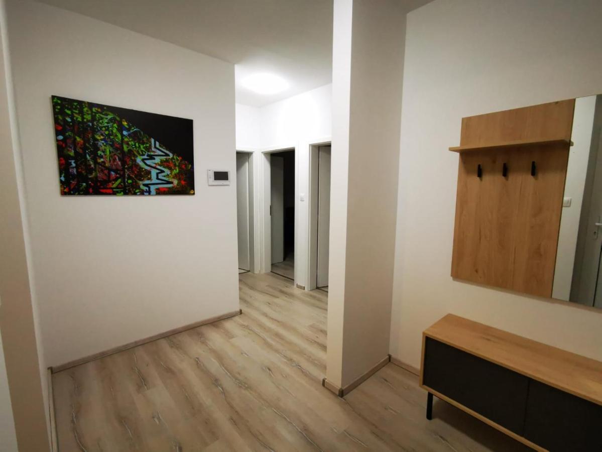Relax And Sun Apartment Dunajská Streda Exterior photo
